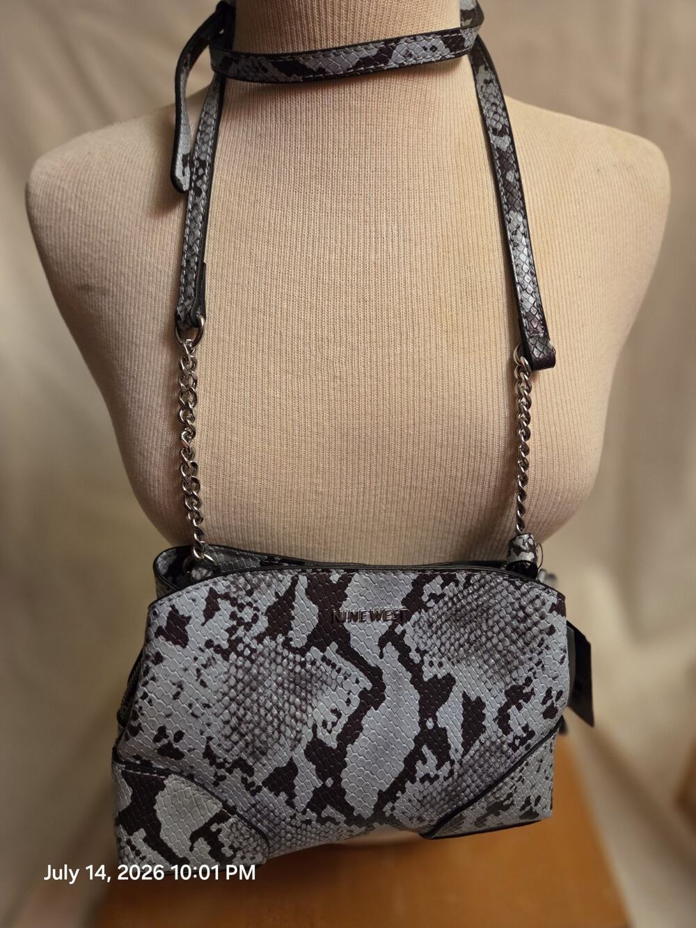 Nine West Blue/Black Snake Print Small Crossbody Zip Chain Strap Lined Charm